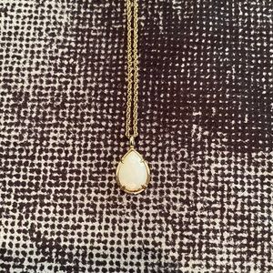 Like new Kendra Scott necklace